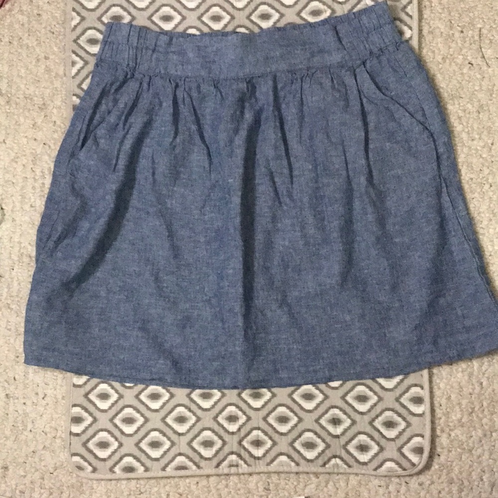 🎀 2/$15 Loft Linen and Cotton Blend Women's Skirt